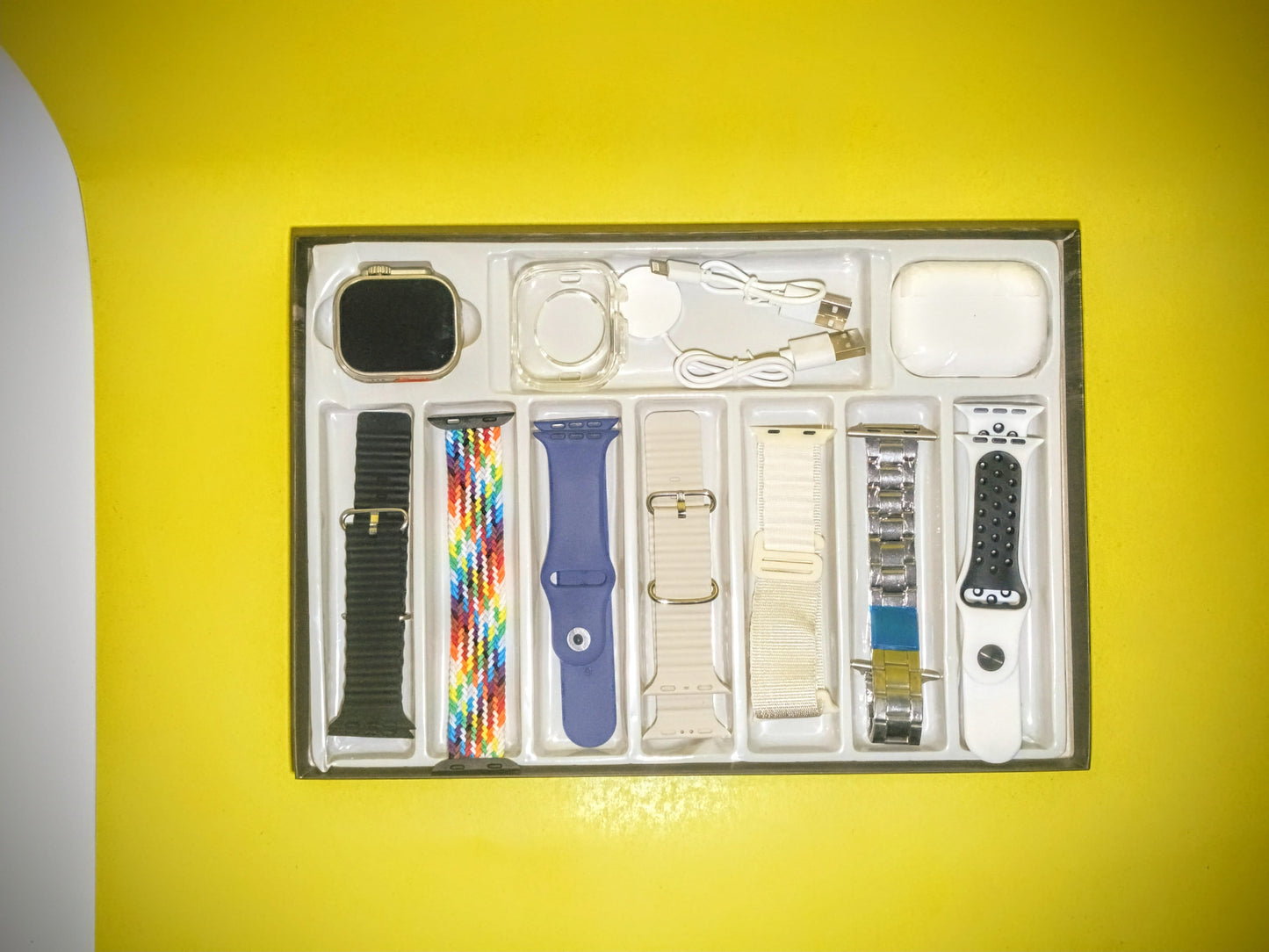 H20 Ultra Smartwatch 10 in 1 with 7 Straps, Earbuds